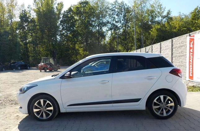 Hyundai i20 cena 20900 przebieg: 84448, rok produkcji 2018 z Niepołomice małe 436